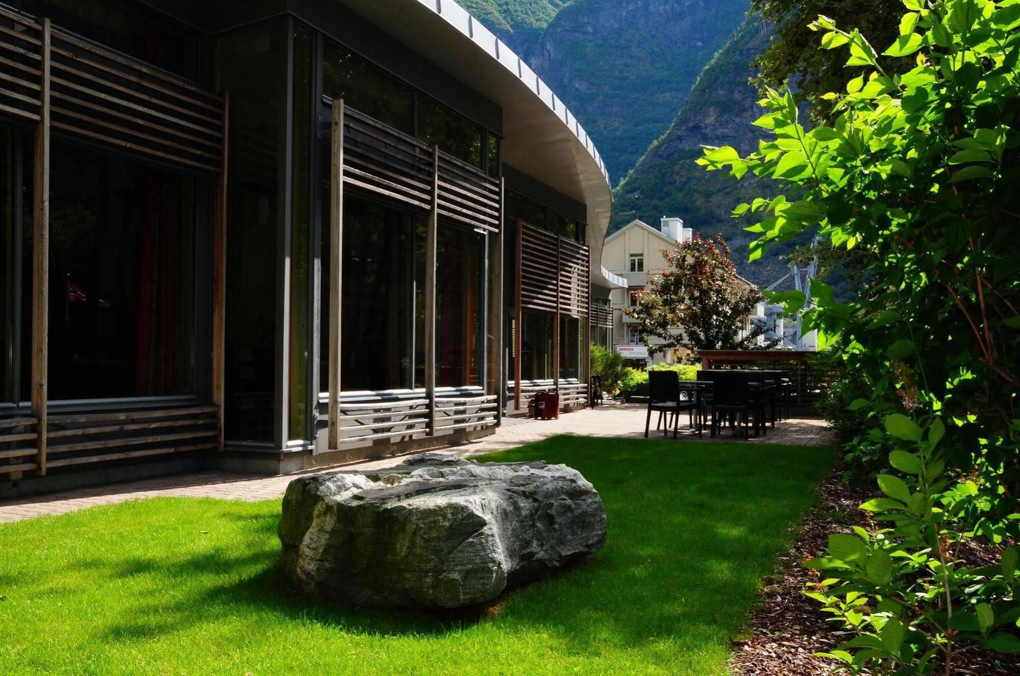 Klingenberg Hotel - Ardal Årdalstangen Zewnętrze zdjęcie